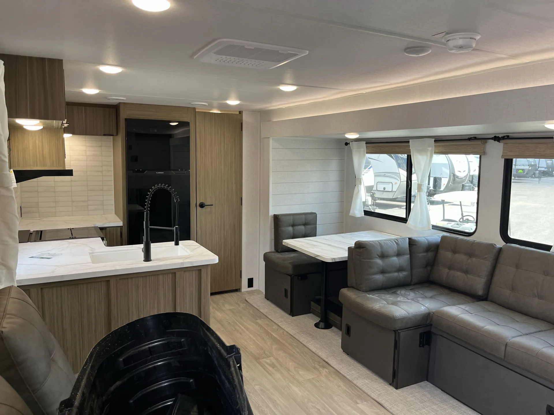 2027 Forest River Salem 27RK — living area main