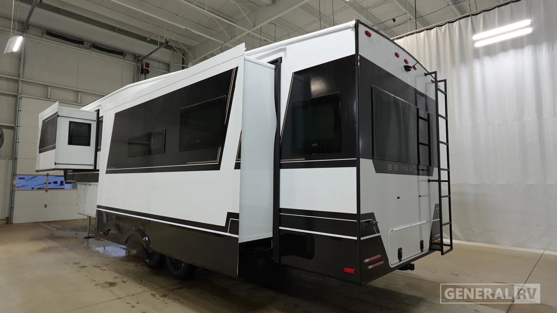 2026 Brinkley Model Z 3100 - Photo 4
