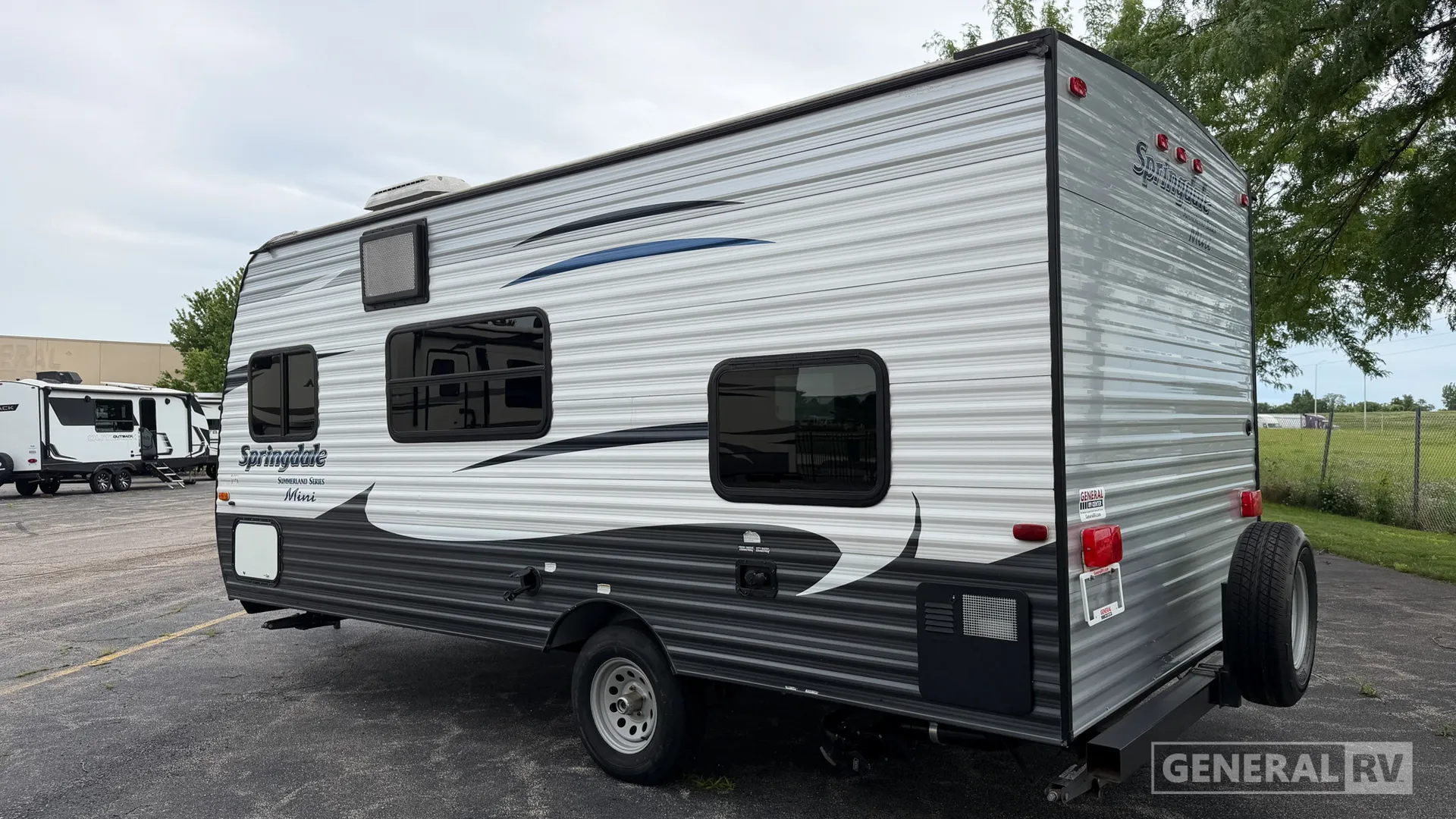 2017 Keystone Springdale Mini 1800BH - Photo 4