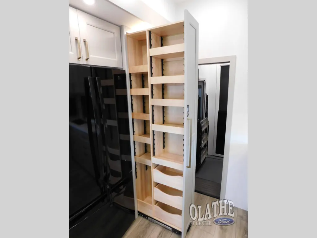 2025 Brinkley Model G 3250, Photos photo 16