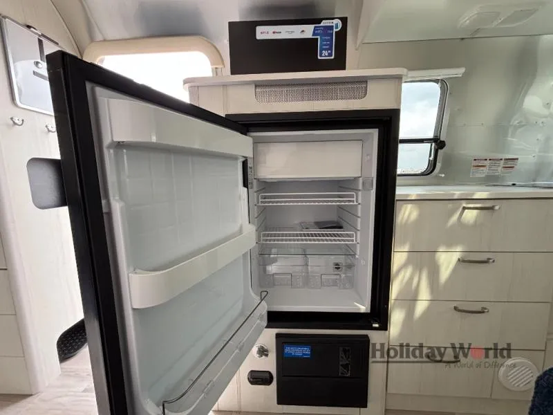 2026 Airstream Bambi 20FB - Photo 4