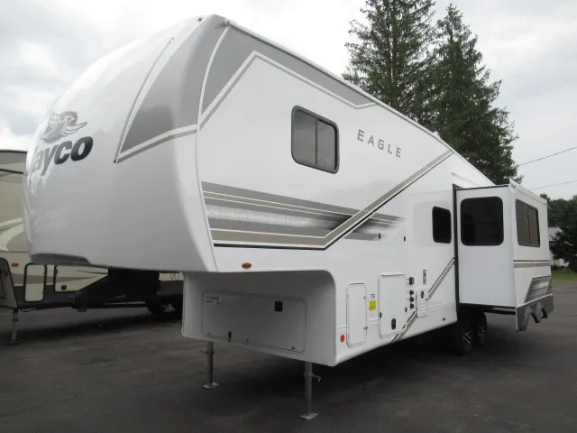 2027 Jayco Eagle SLE 28BHU - Photo 3
