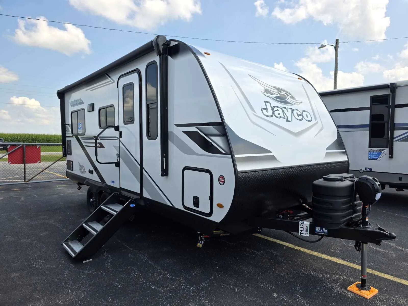 2026 Jayco Jay Feather 19MRK - Photo 3
