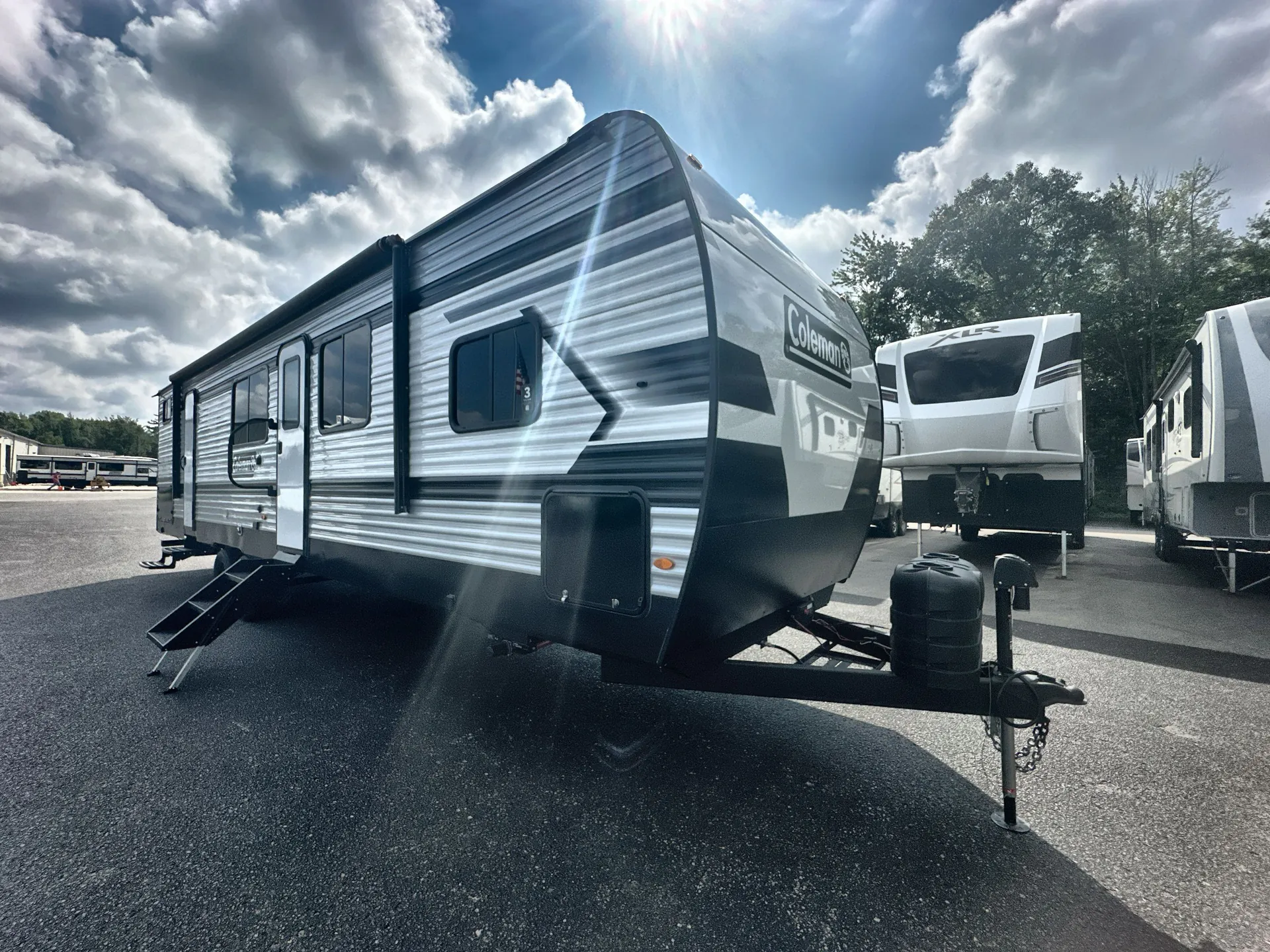 2027 Keystone Coleman Lantern 32BHS dealer photo 1 from Camping World