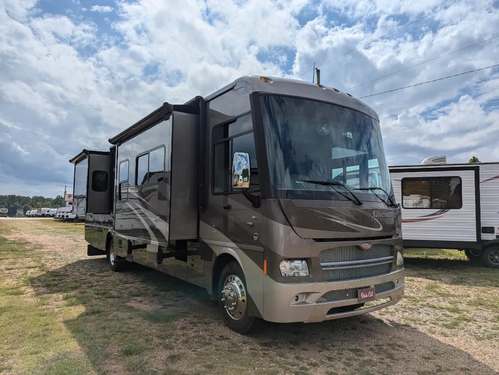 2012 Winnebago Adventurer 37F - Photo 2