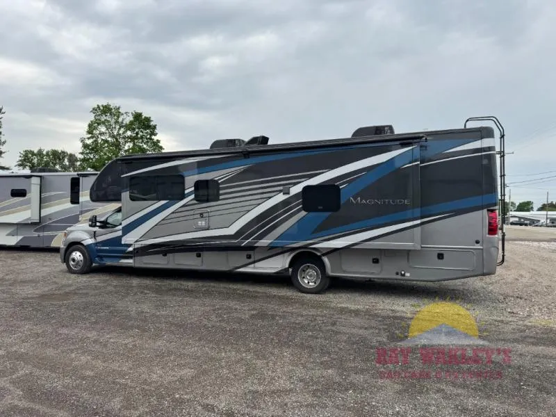 2022 Thor Motor Coach THOR 36BT - Photo 2