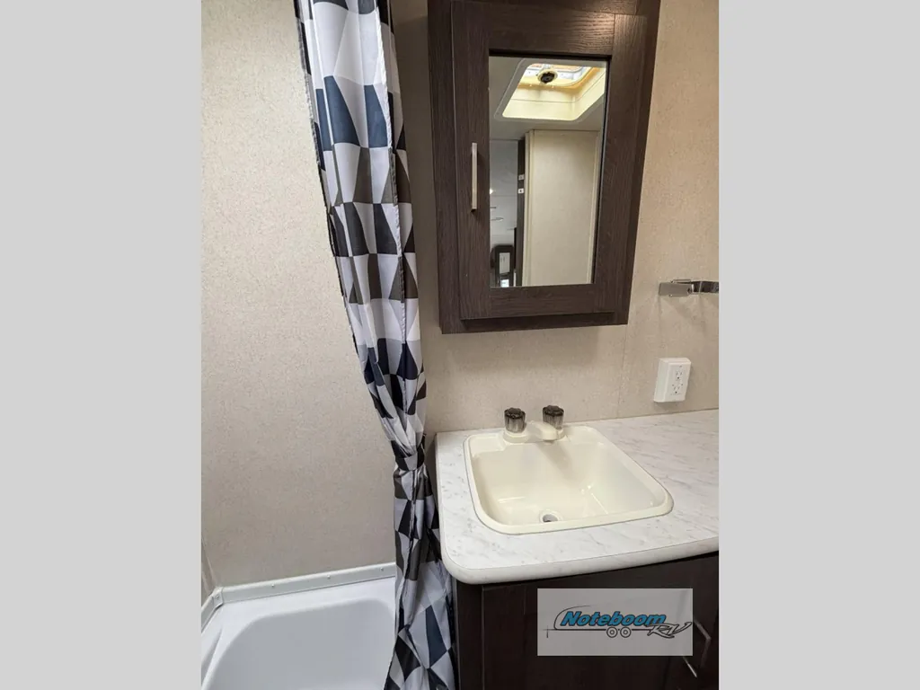 2019 Forest River Wildwood X-Lite 201BHXL, Photos photo 18