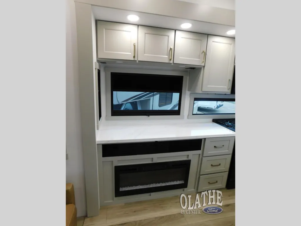 2026 Brinkley Model G 4100, Photos photo 20