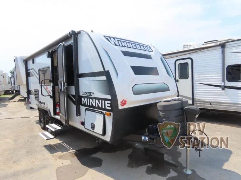 2024 Winnebago Micro Minnie 2108DS - Photo 2