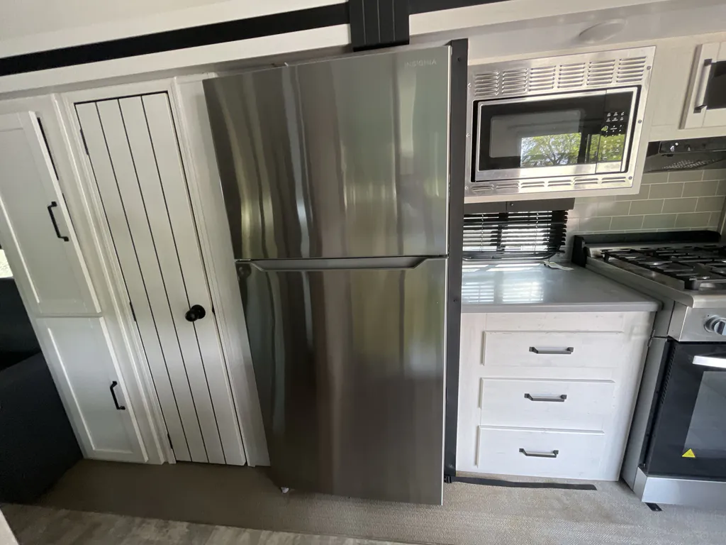2024 Forest River Puma 38DEN, Photos photo 9