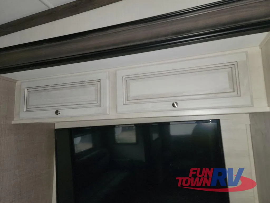 2023 Forest River Cardinal Luxury 380RLX, Photos photo 34