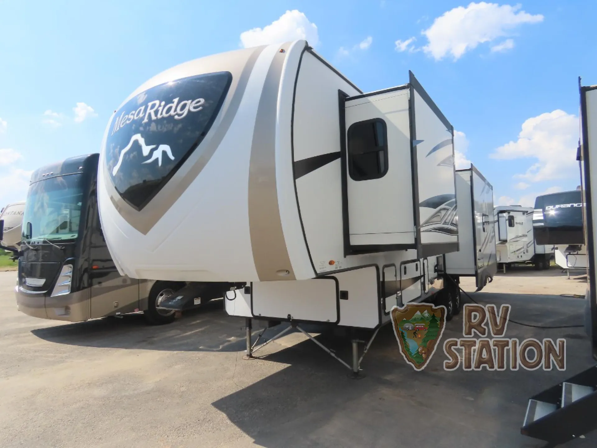 2019 Highland Ridge Mesa Ridge 314RLS - Photo 3