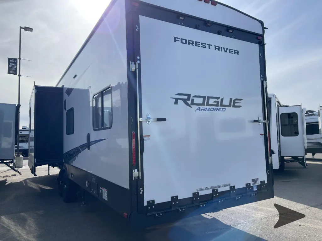 2027 Forest River Vengeance Rogue Armored 4015, Photos photo 9