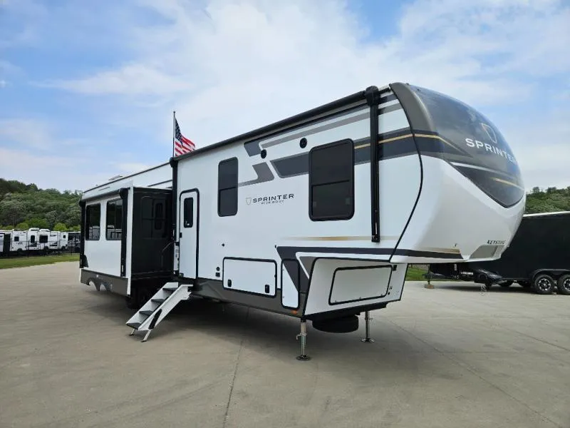 2026 Keystone Sprinter 3920DSL - Photo 2