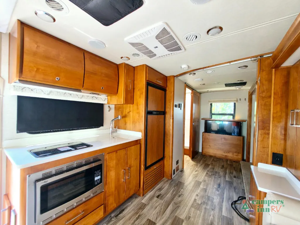 2019 Tiffin Wayfarer 24 FW, Photos photo 10