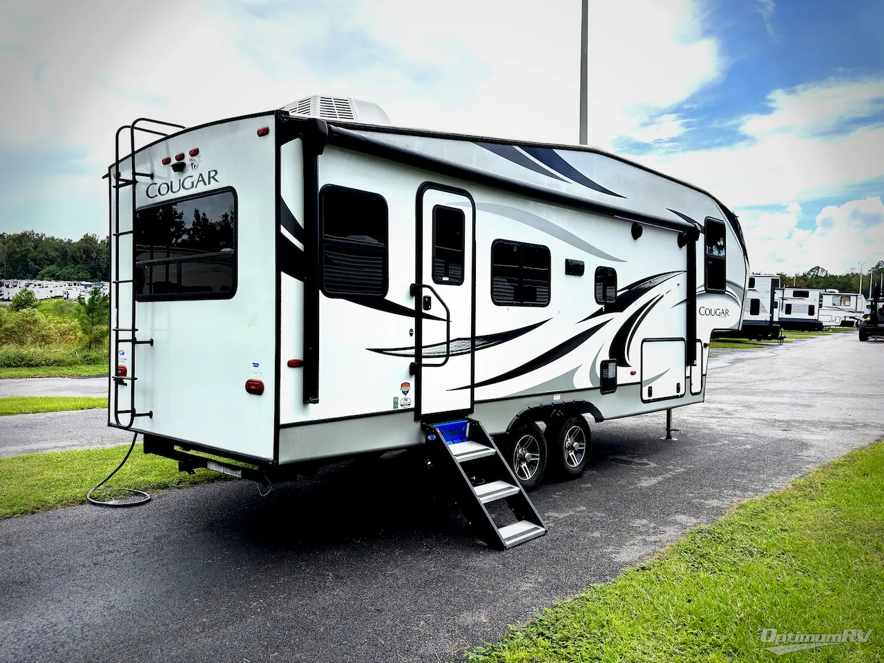 2021 Keystone Cougar Half-Ton 24RDS - Photo 3