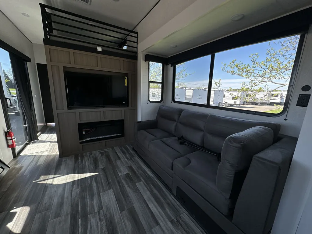 2026 Jayco Jay Flight Bungalow 404LOFT DS, Photos photo 11