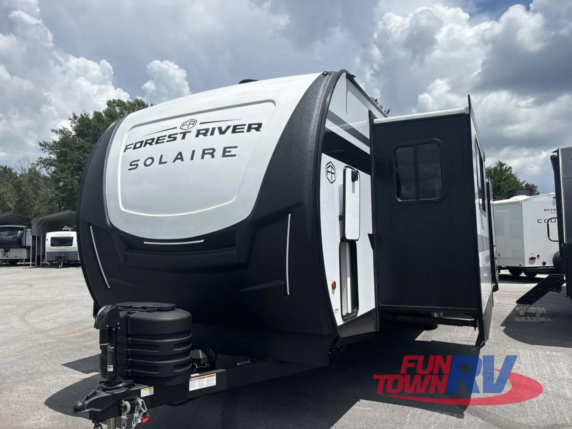 2027 Forest River Solaire 3300FLBS dealer photo 1 from Fun Town RV