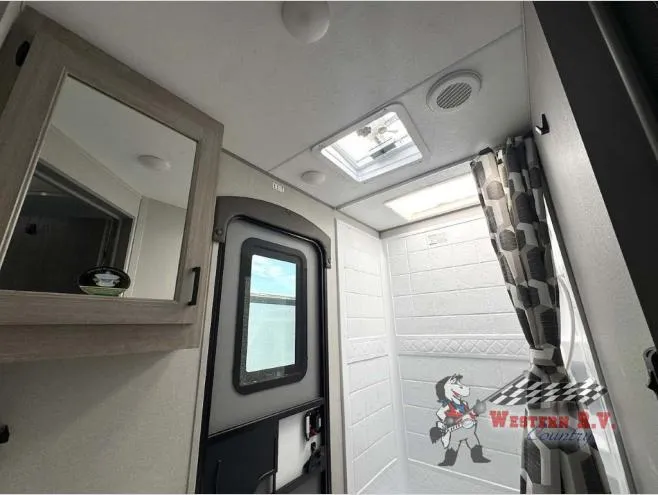2026 Coachmen Catalina Legacy Edition 273DBHCK - Photo 4