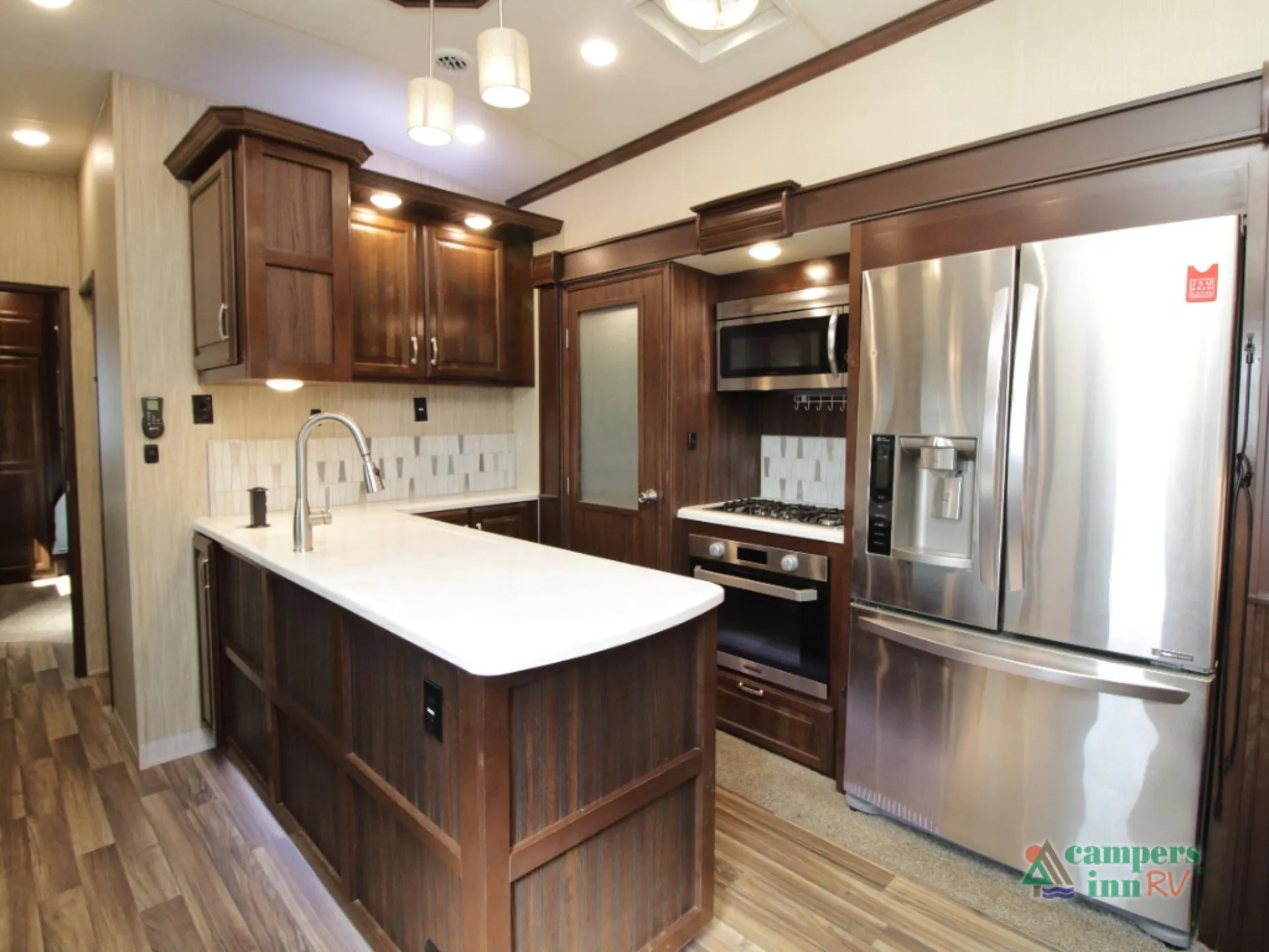 2019 Forest River Cardinal 3825FL — Photo 5