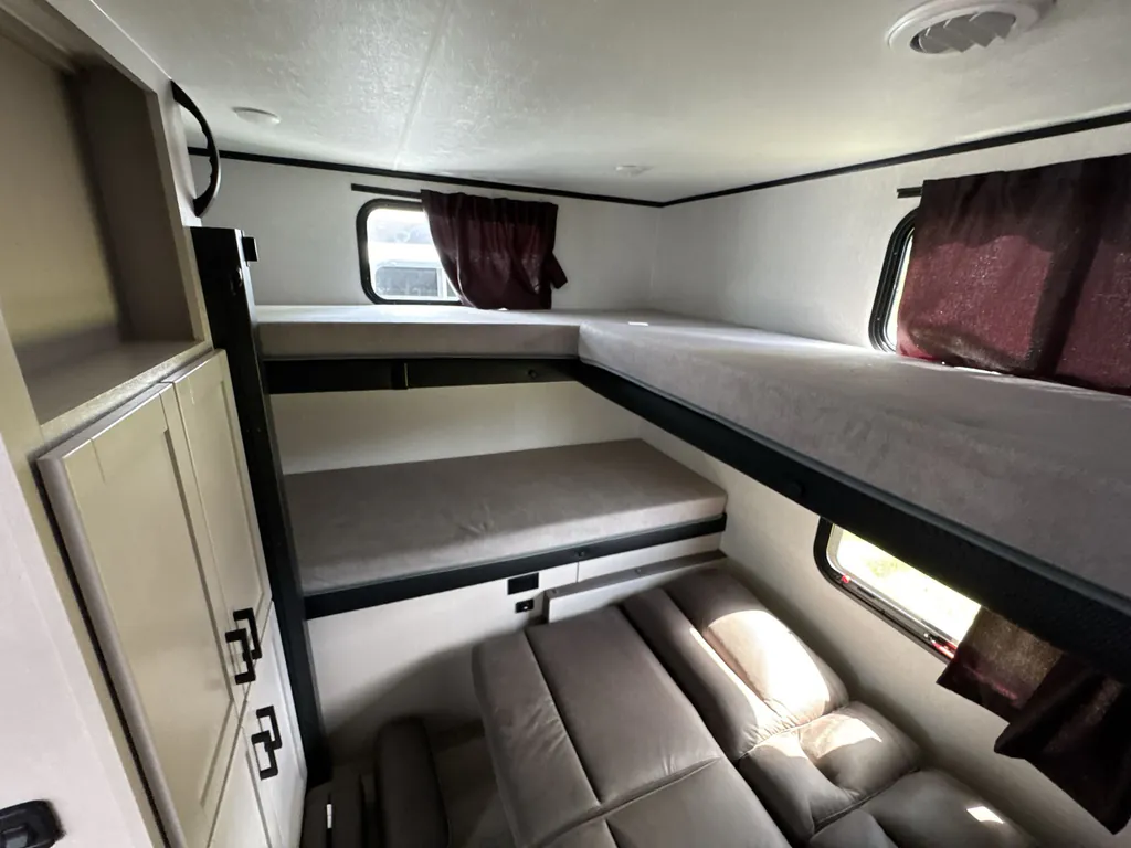 2026 Jayco Jay Feather 29QBH, Photos photo 13