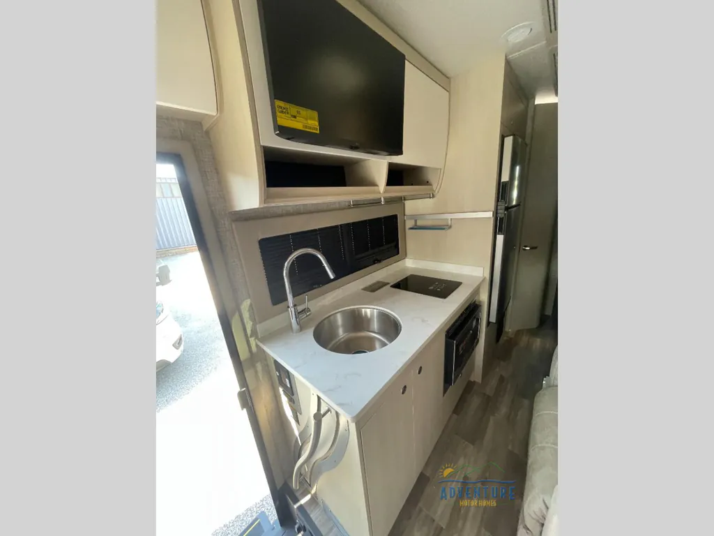 2026 Tiffin Wayfarer 25 XPW, Photos photo 11