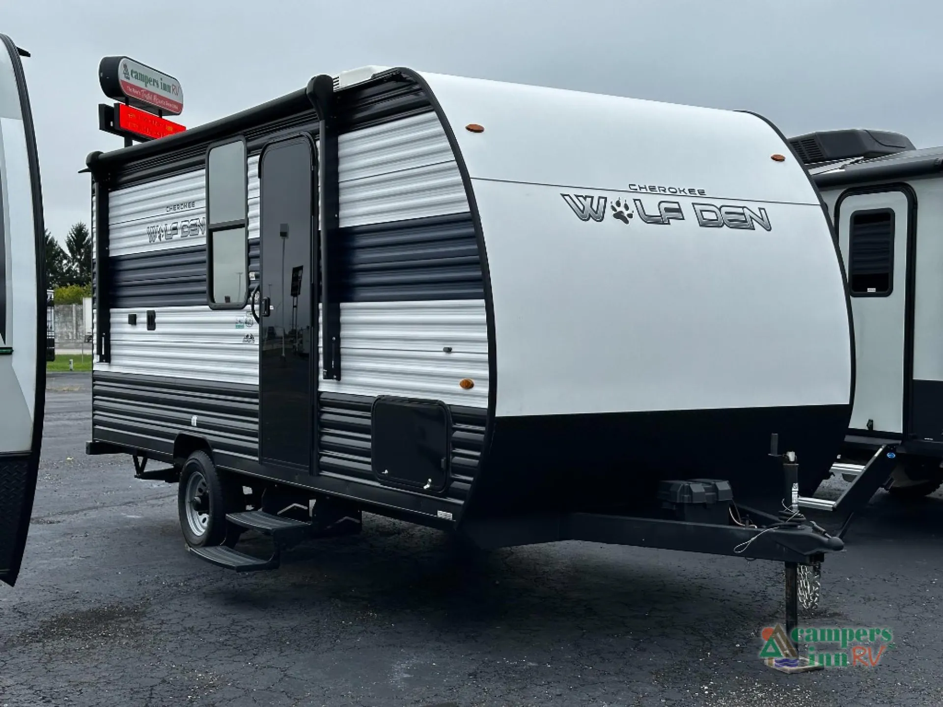 2024 Forest River Cherokee Wolf Pup 16EV - Photo 2