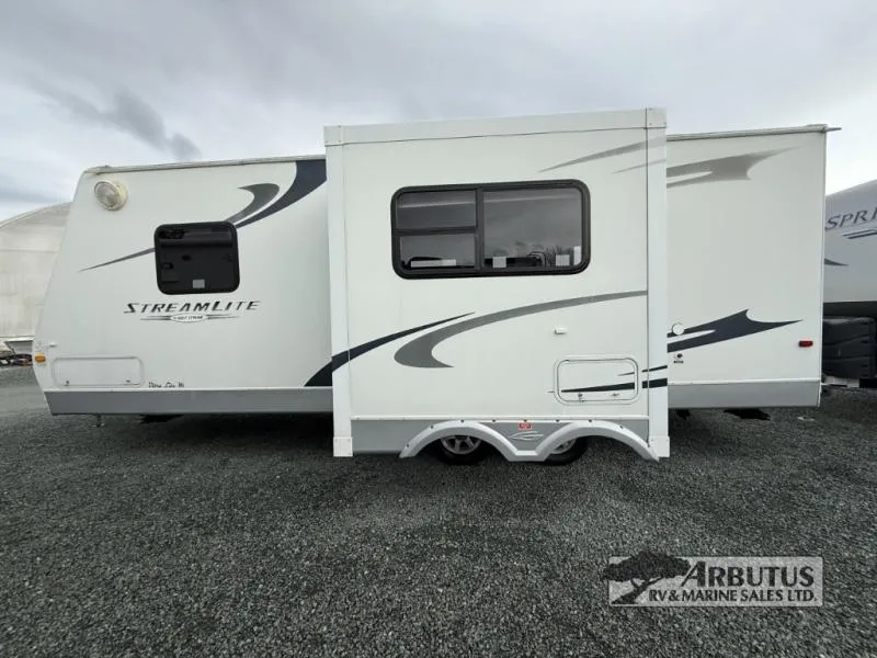 2010 Gulf Stream RV Streamlite 23SLB - Photo 2