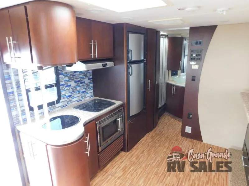 2009 Coachmen RV Prism Used    M230 - Photo 4