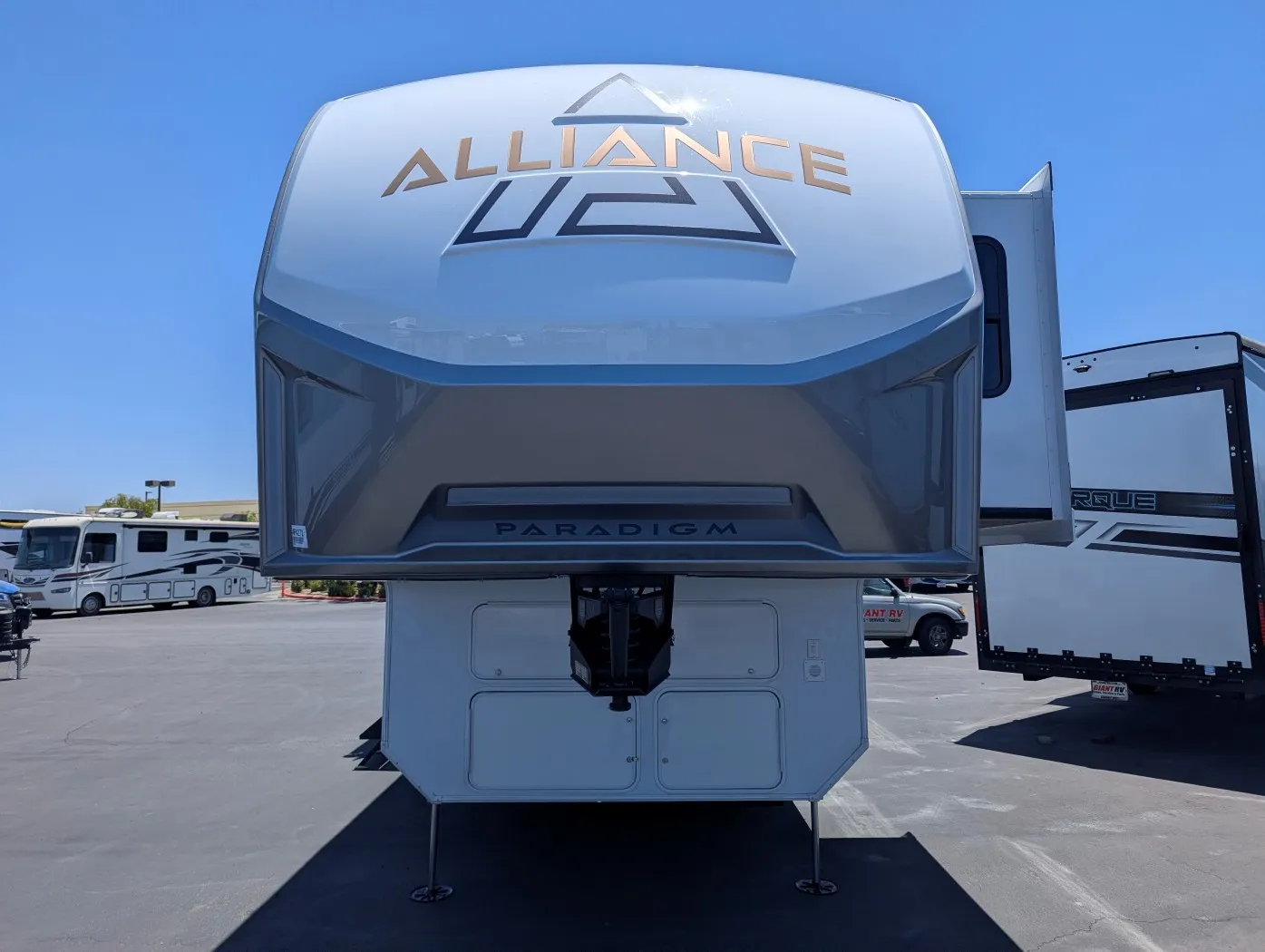 2026 Alliance RV Paradigm 312RK - Photo 3