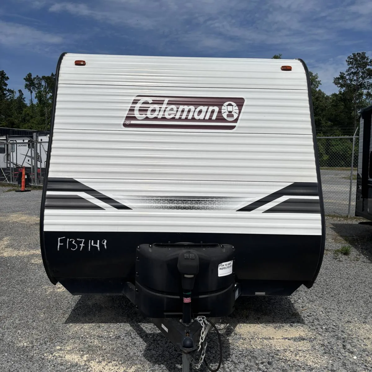 2022 Dutchmen Coleman Lantern LT 274BH - Photo 2