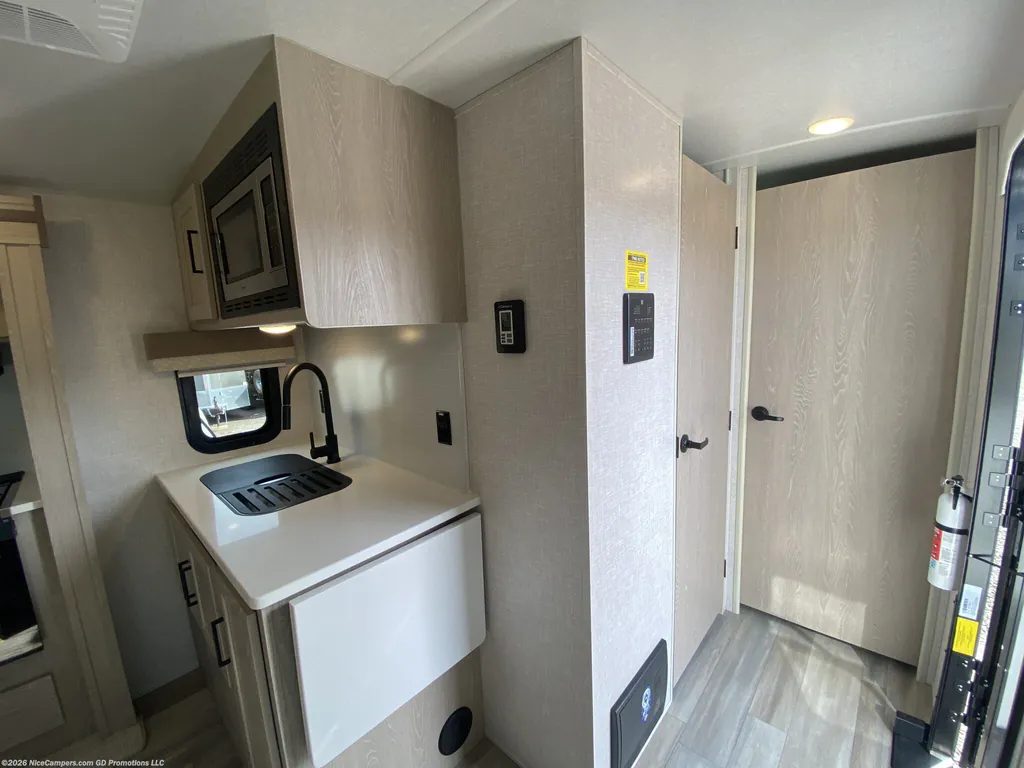 2023 Forest River Flagstaff Super Lite 29RLBS, Photos photo 31