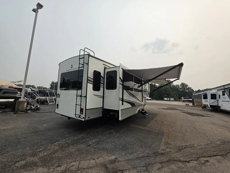 2022 Keystone Montana 3231CK, Photos photo 8