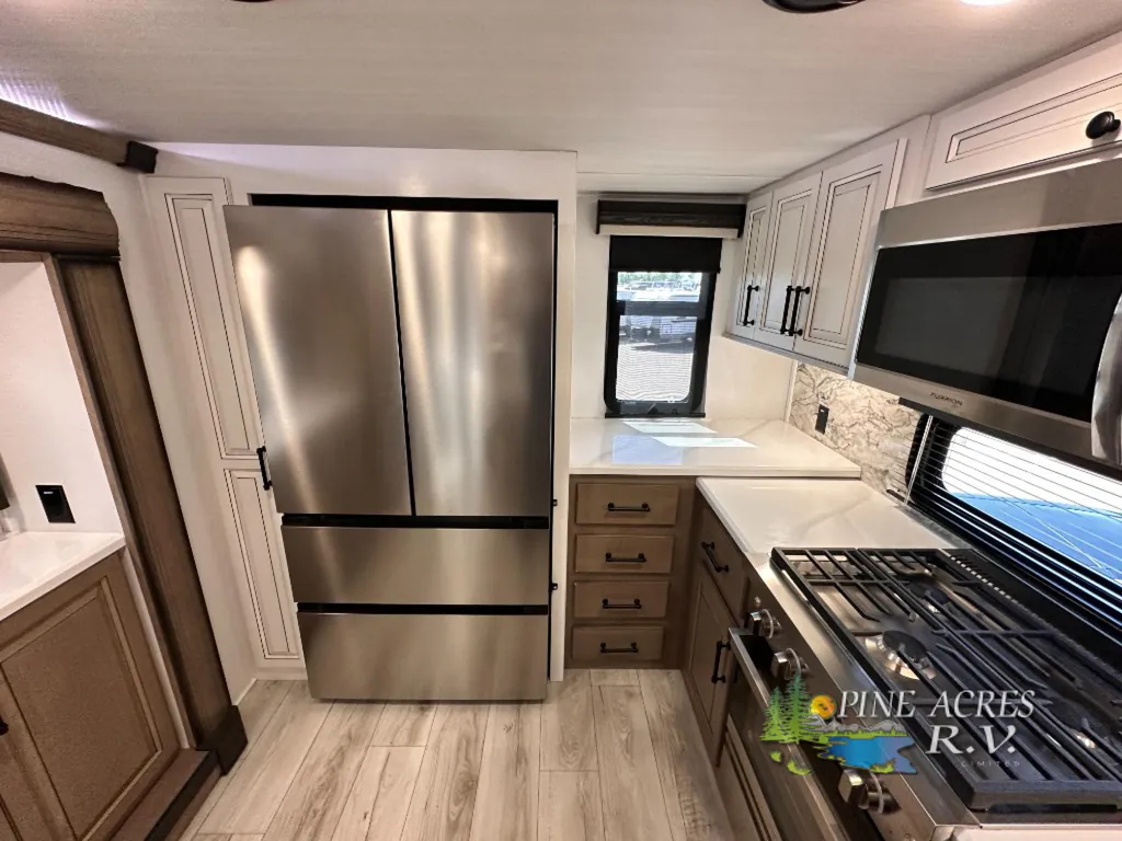 2024 Keystone Montana 3901RK, Photos photo 21