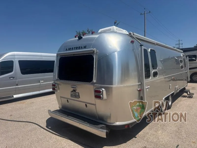2016 Airstream International Serenity 30 - Photo 3