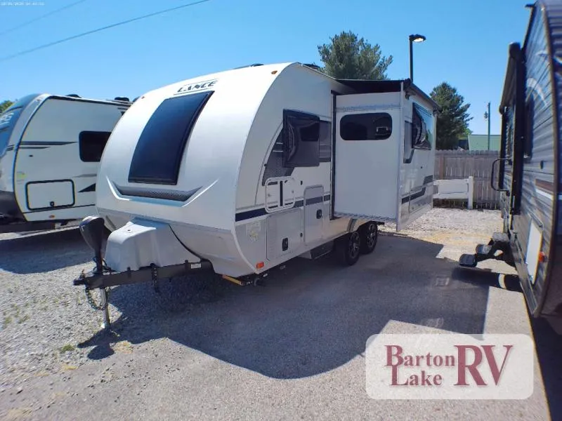 2022 Lance Lance Travel Trailers Used    1685 - Photo 2