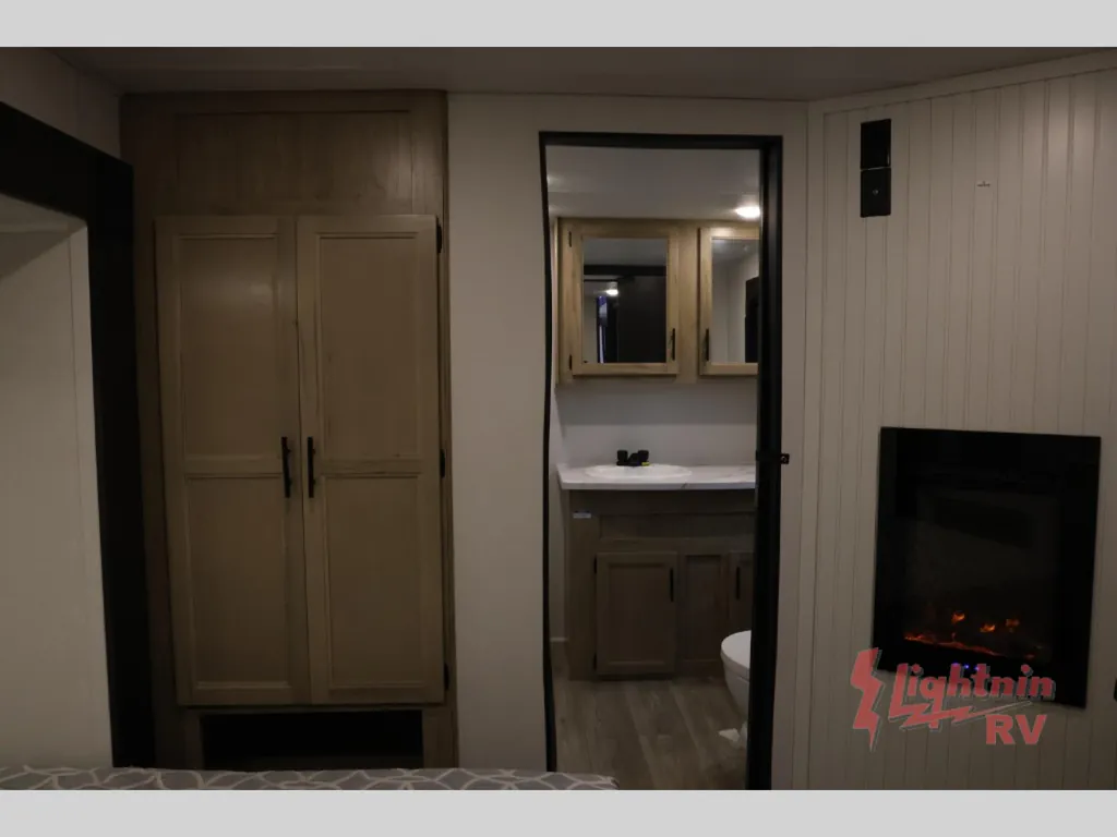 2027 Forest River Cherokee Timberwolf 39JM, Photos photo 26