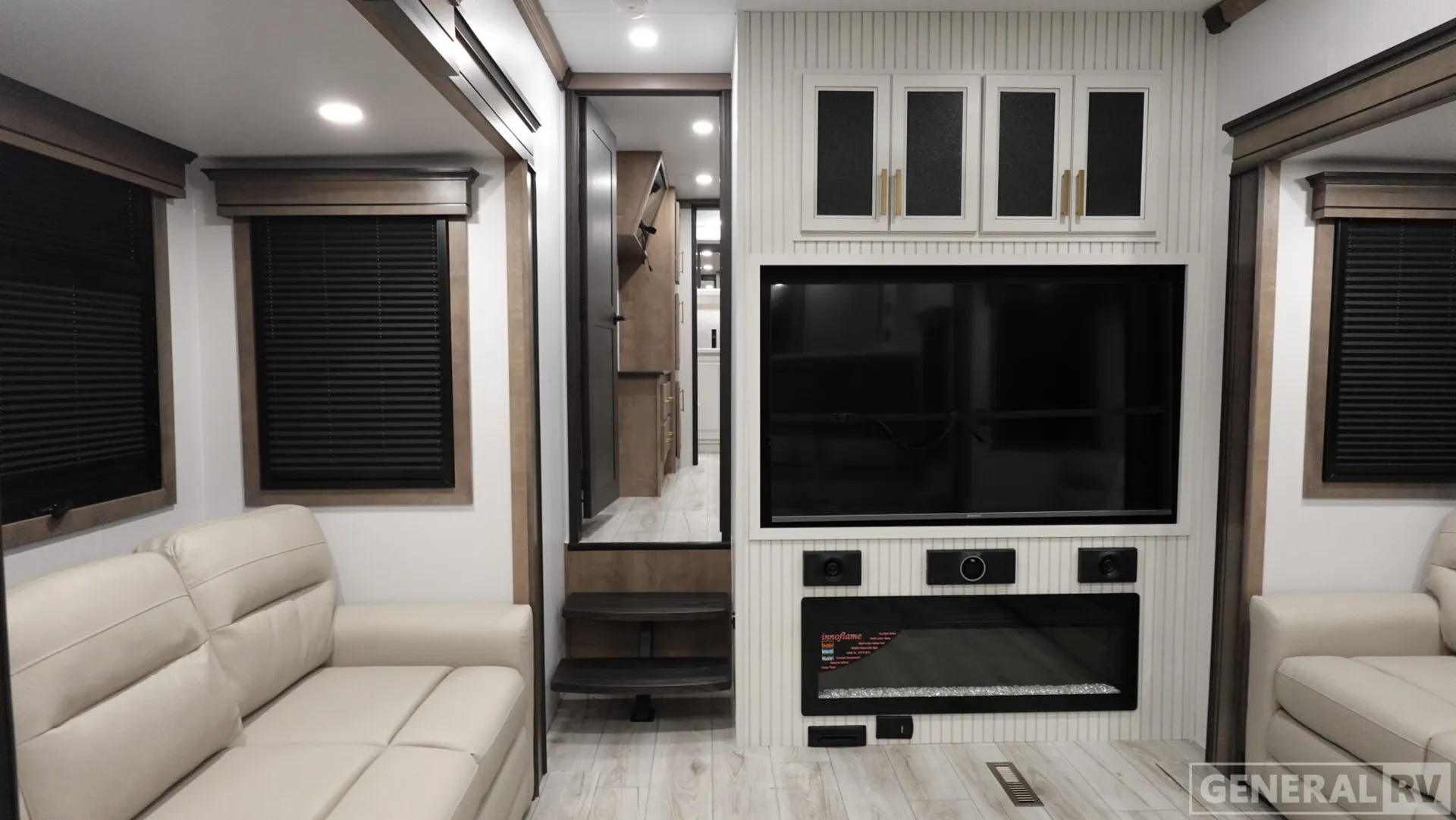 2026 Keystone Montana 3795FK - Photo 3