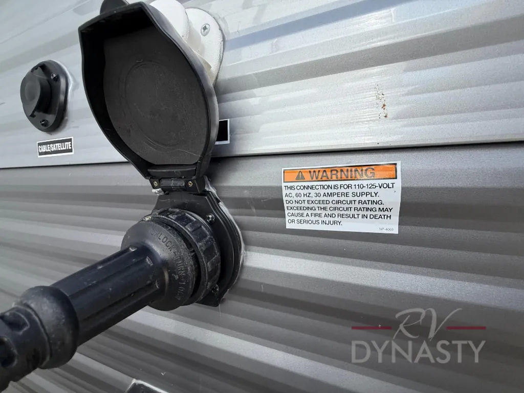 2026 Coachmen Catalina Legacy Edition 273DBHCK, Photos photo 13