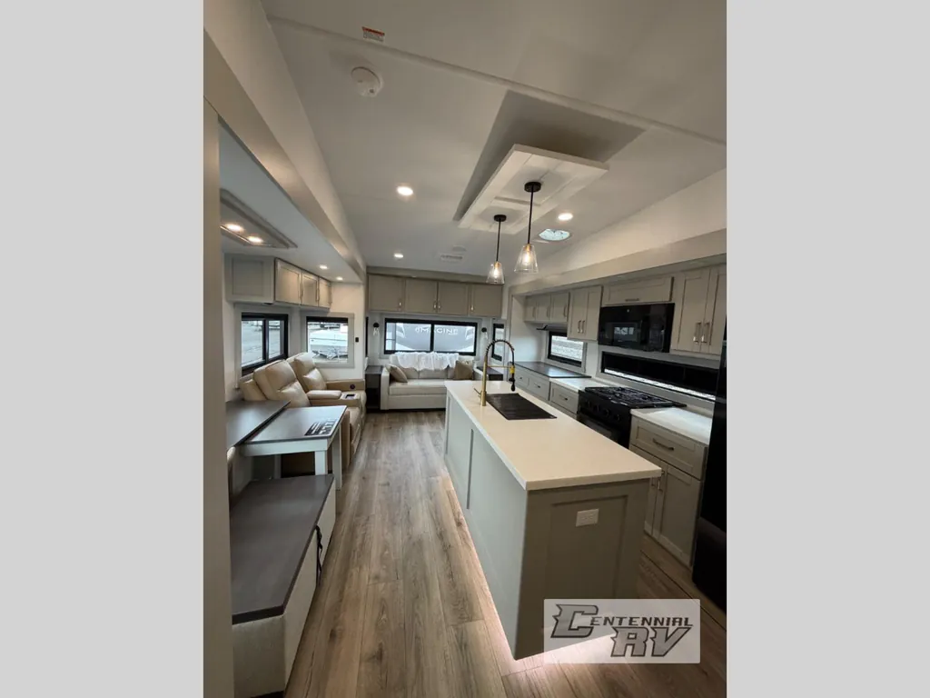 2026 Brinkley Model Z 3600, Photos photo 17