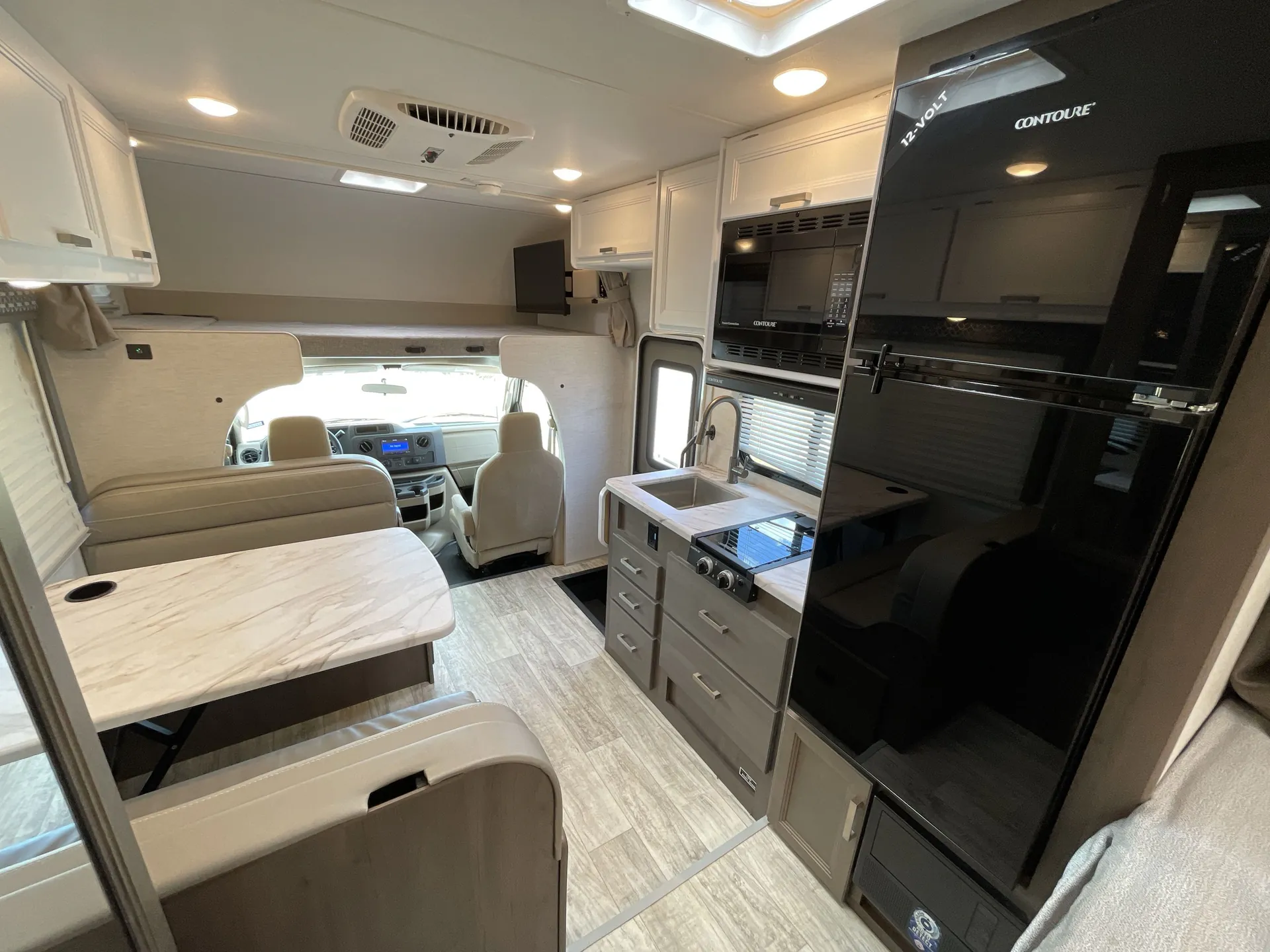 2025 Thor Motor Coach Freedom Elite 21HE — living area main
