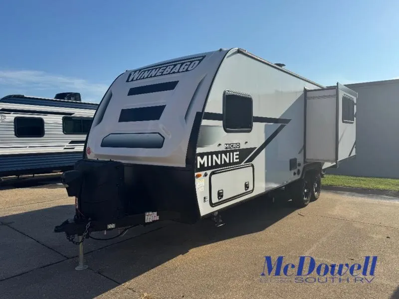 2023 Winnebago Micro Minnie 2225RL - Photo 2
