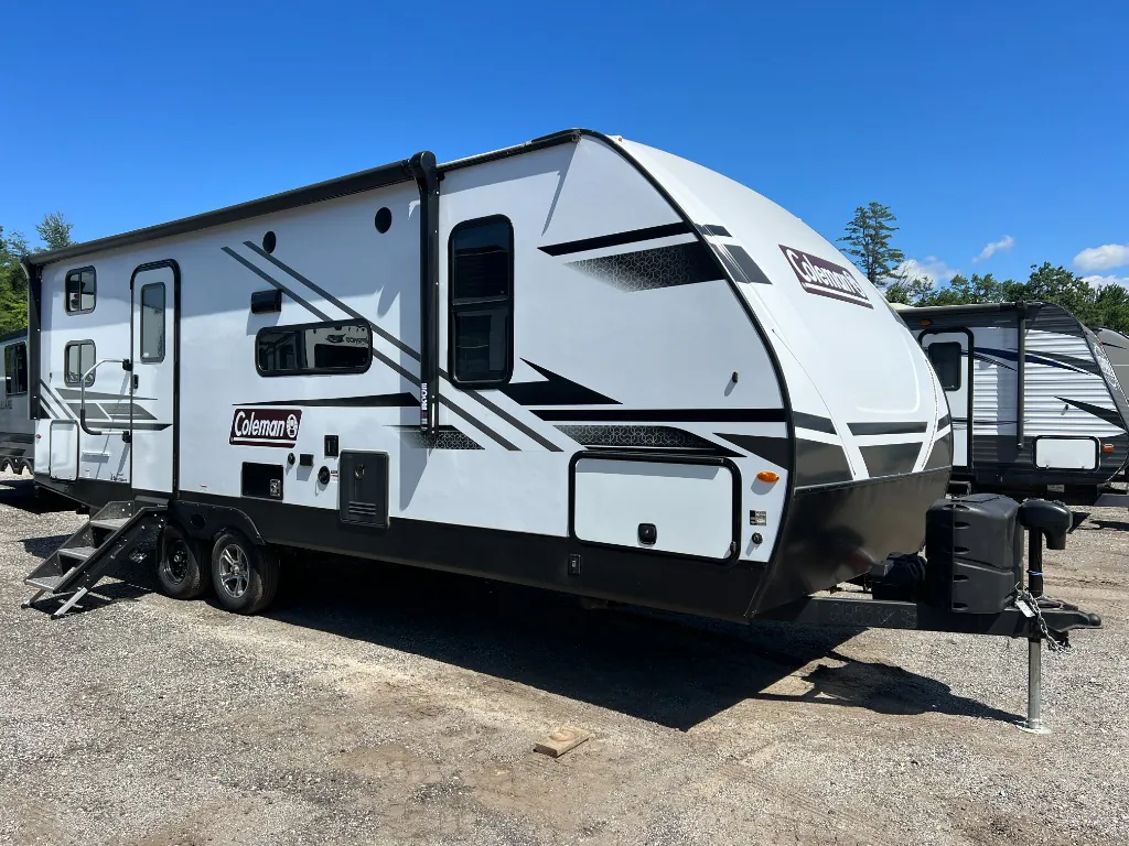 2023 Dutchmen Coleman Light 2455BH - Photo 2