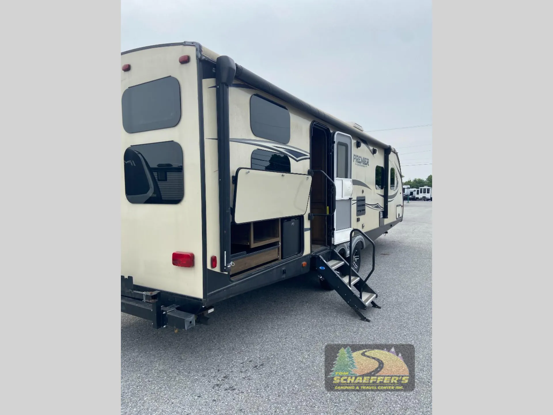 2019 Keystone Premier 29BHPR - Photo 4