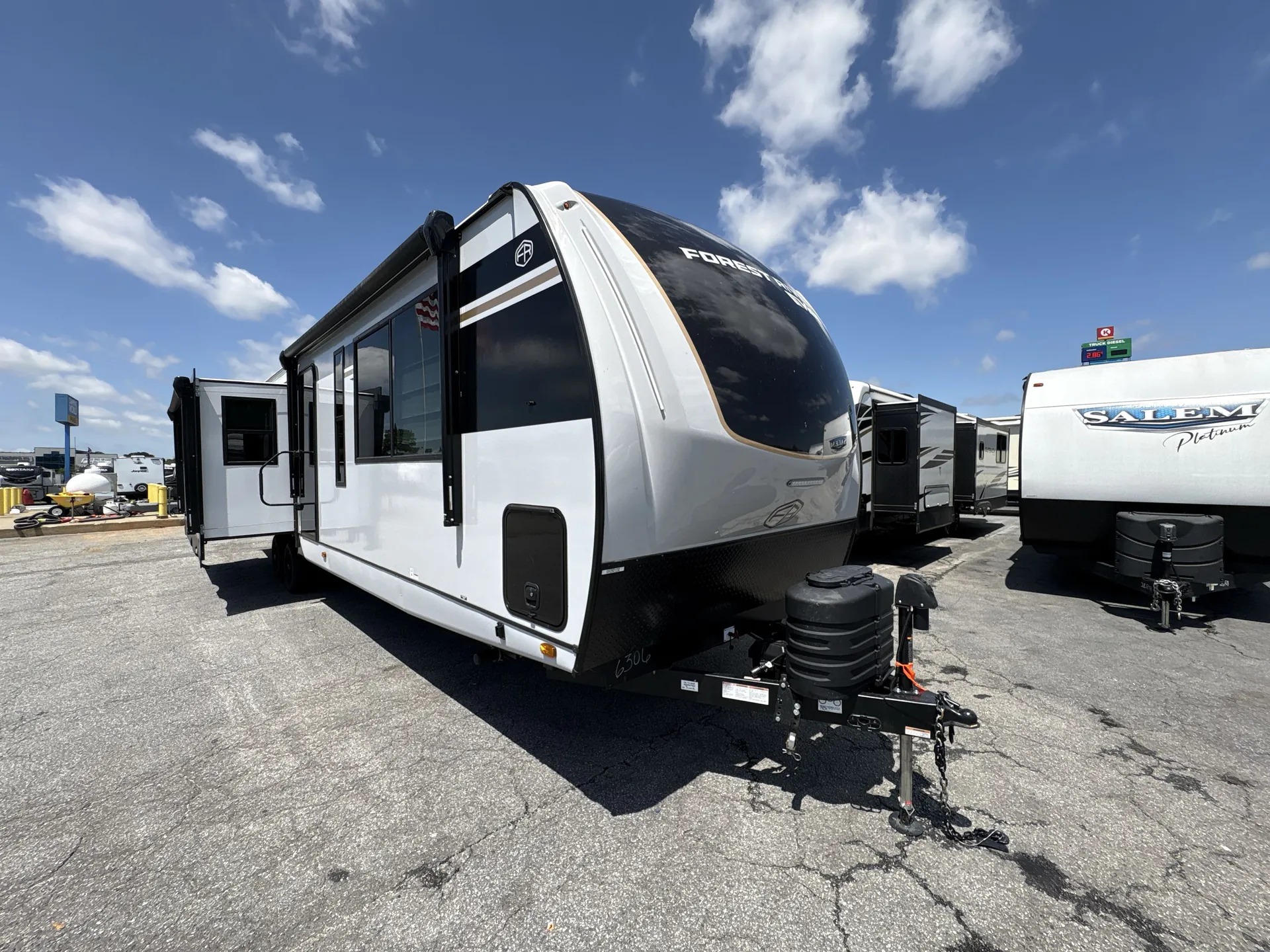 2025 Forest River Vibe 3400SB - Photo 2