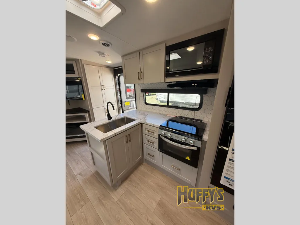 2027 Jayco Jay Feather 29BHB, Photos photo 14
