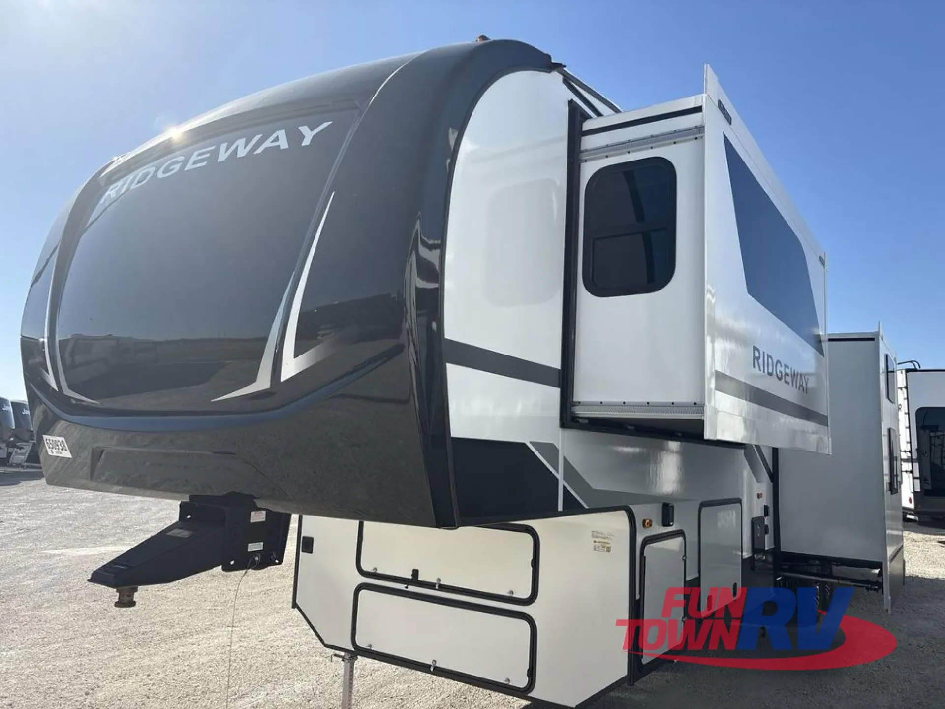 2026 K-Z Ridgeway 36MB - Photo 4