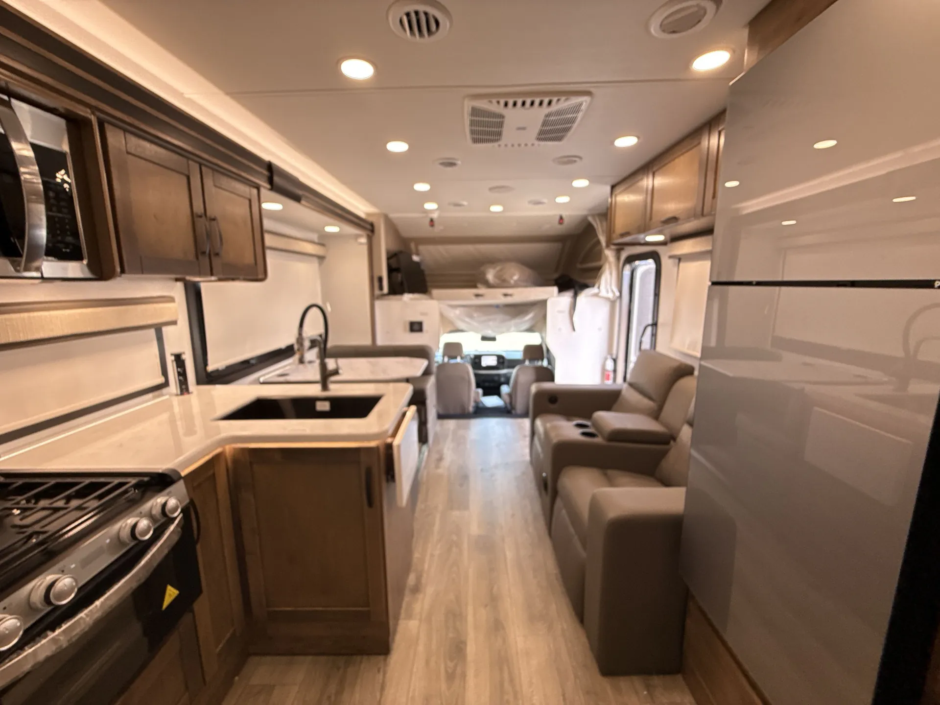 2026 Jayco Greyhawk XL 32U — living area main
