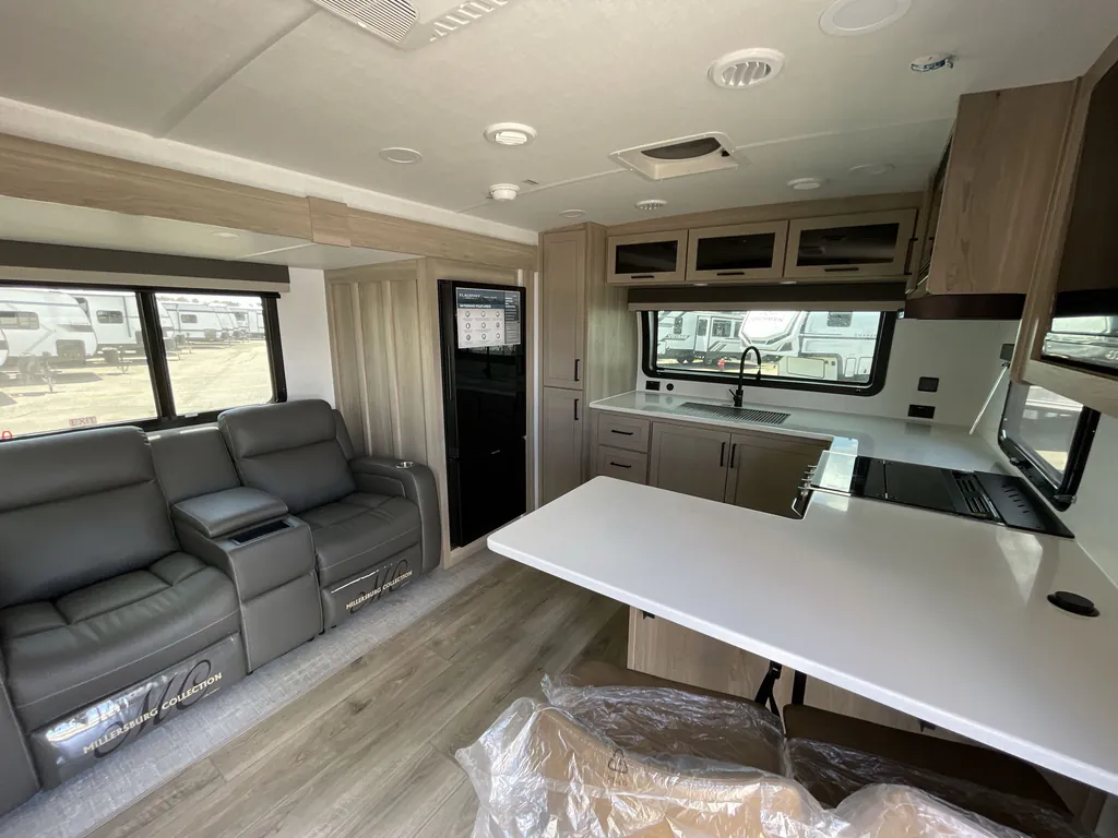 2026 Forest River Flagstaff Micro Lite 25MBR, Photos photo 2