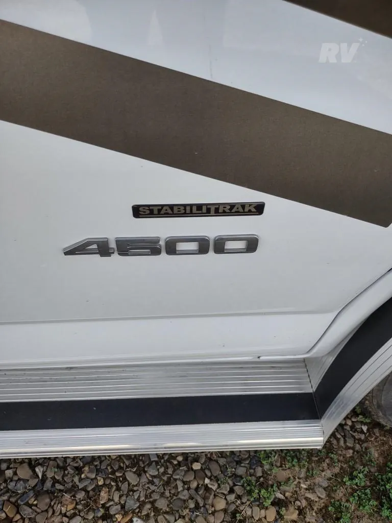 2019 Fleetwood Pace Arrow LXE 38F, Photos photo 4